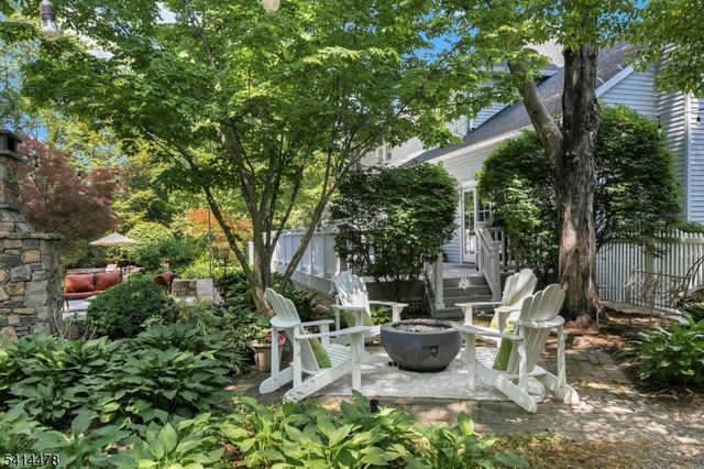 33 Saint Nickolas Way, Bernards Twp., NJ 07920