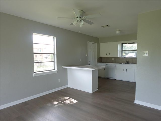 8033 Ritz Street, Houston, TX 77028