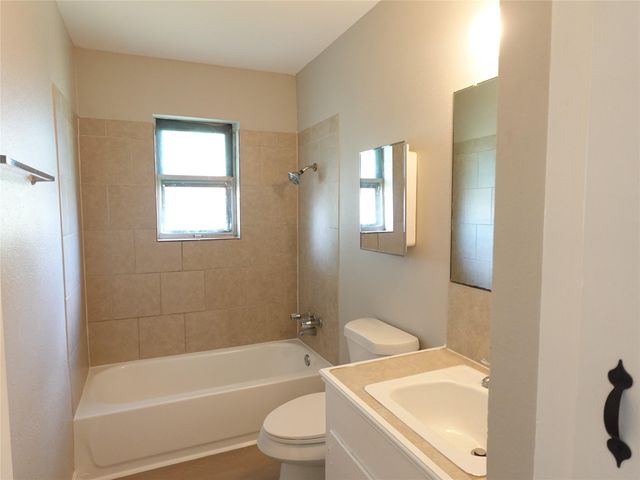 8033 Ritz Street, Houston, TX 77028