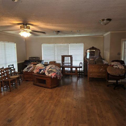 910 Ragsdale Springs Road, Shepherd, TX 77371