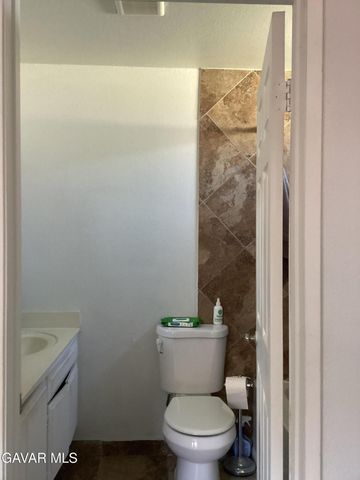 1503 E Avenue J3, Lancaster, CA 93535