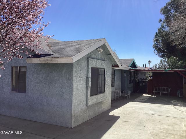 1503 E Avenue J3, Lancaster, CA 93535