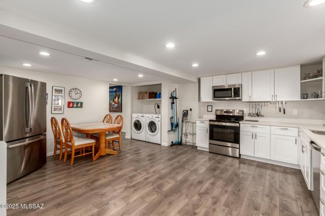 1717 E Allen Road, Tucson, AZ 85719