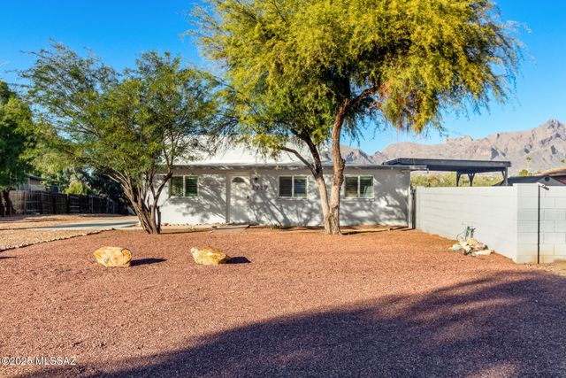 1717 E Allen Road, Tucson, AZ 85719