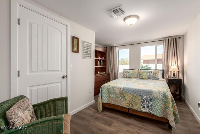 1717 E Allen Road, Tucson, AZ 85719