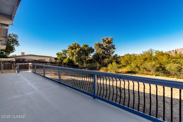 1717 E Allen Road, Tucson, AZ 85719