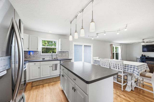 714 Streamwater Drive, Blacklick, OH 43004