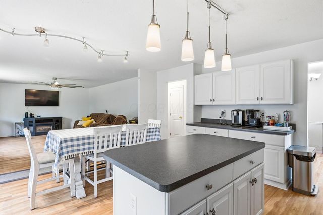 714 Streamwater Drive, Blacklick, OH 43004