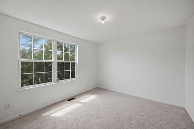 714 Streamwater Drive, Blacklick, OH 43004