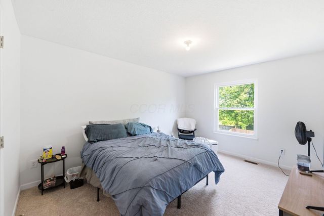 714 Streamwater Drive, Blacklick, OH 43004