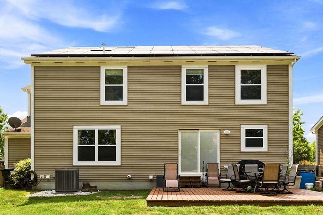 714 Streamwater Drive, Blacklick, OH 43004