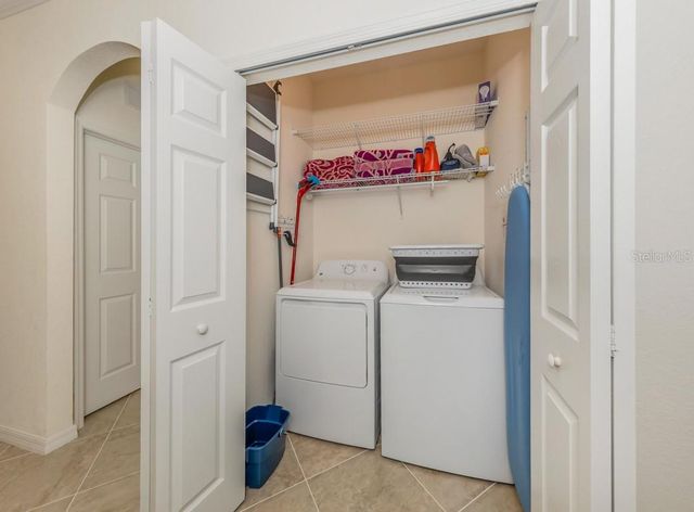 17510 GAWTHROP DRIVE 406, Lakewood Ranch, FL 34211