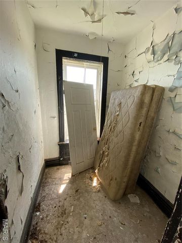 4749 Newberry Terrace, St Louis, MO 63113