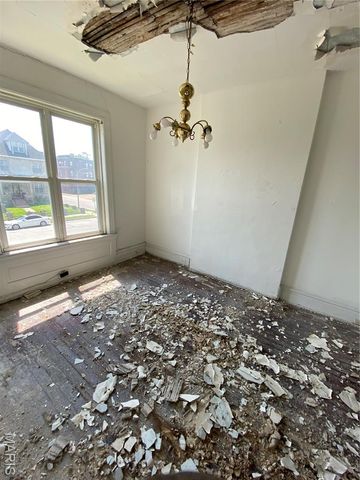 4749 Newberry Terrace, St Louis, MO 63113