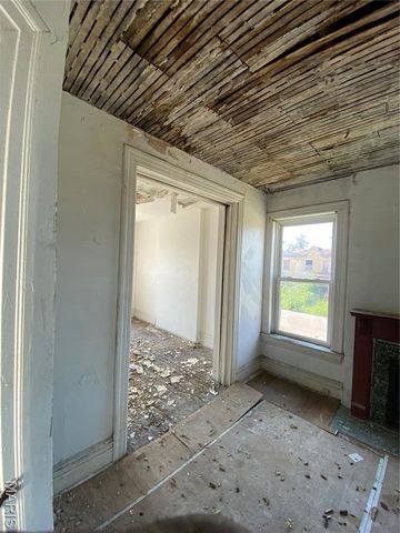 4749 Newberry Terrace, St Louis, MO 63113