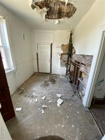 4749 Newberry Terrace, St Louis, MO 63113