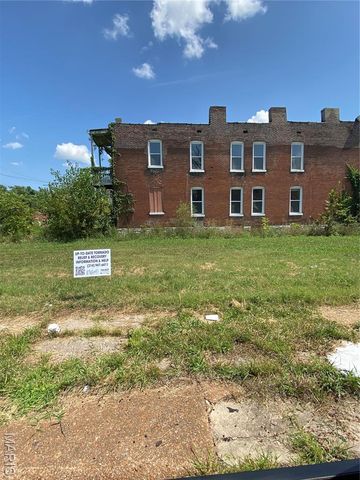 4749 Newberry Terrace, St Louis, MO 63113