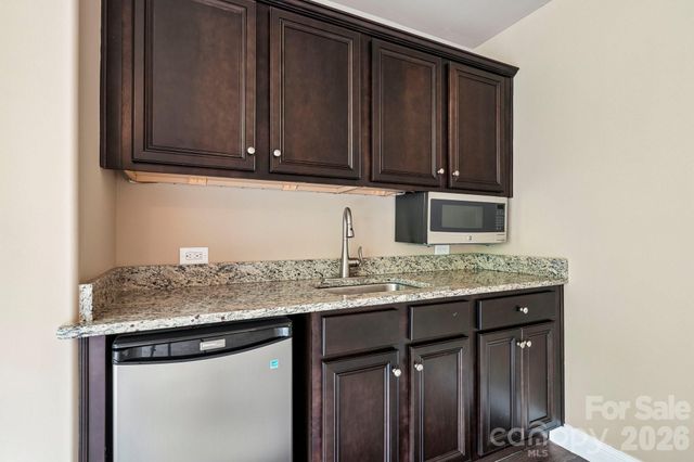 2950 Donegal Drive, Kannapolis, NC 28081