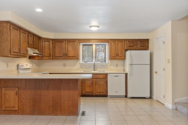 153 Coffin Rd Unit 24, Epping, NH 03042