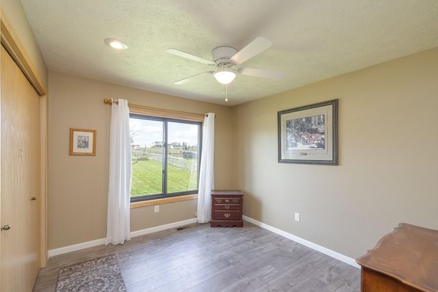 25110 N Aspen Grove Ln, Colbert, WA 99005