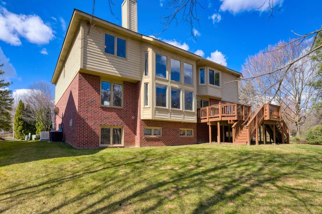 41243 Scarborough Lane, Novi, MI 48375