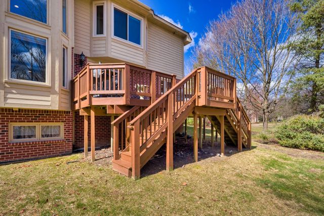 41243 Scarborough Lane, Novi, MI 48375