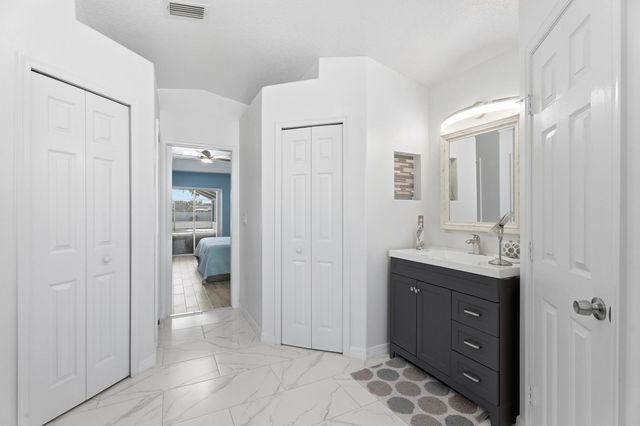 6024 NW Favian Avenue, Port St. Lucie, Port St Lucie, FL 34986