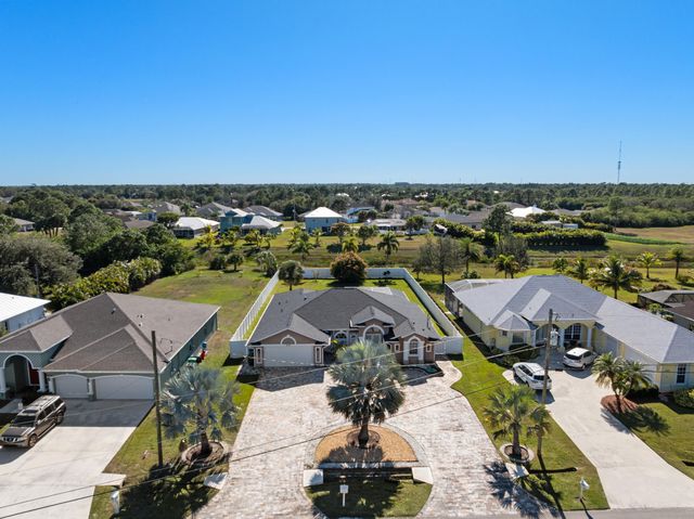 6024 NW Favian Avenue, Port St. Lucie, Port St Lucie, FL 34986