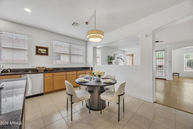 9469 W RUNION Drive, Peoria, AZ 85382