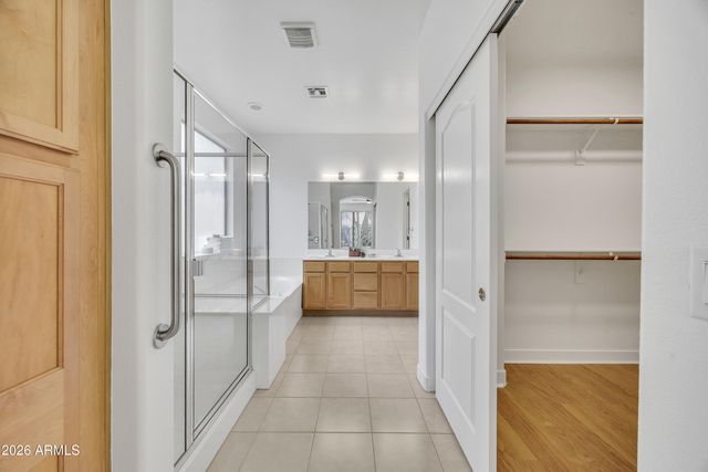 9469 W RUNION Drive, Peoria, AZ 85382