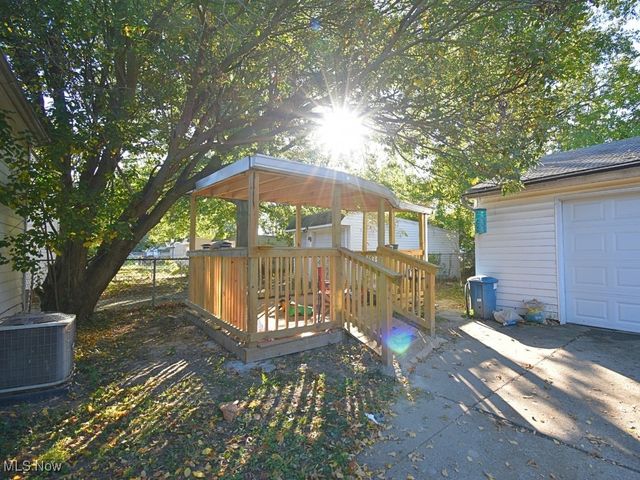 20800 Morris Avenue, Euclid, OH 44123