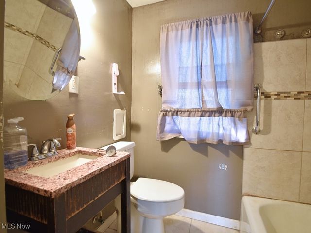 20800 Morris Avenue, Euclid, OH 44123