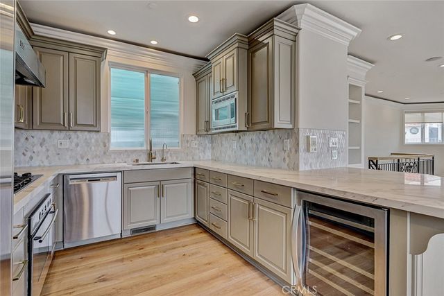 115 23rd, Manhattan Beach, CA 90266