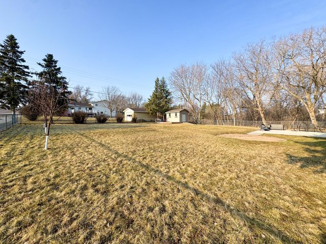 128 E Channing Avenue, Fergus Falls, MN 56537