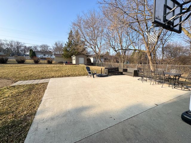 128 E Channing Avenue, Fergus Falls, MN 56537