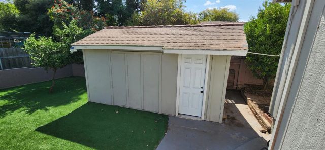 8587 Alpine Ave, La Mesa, CA 91941
