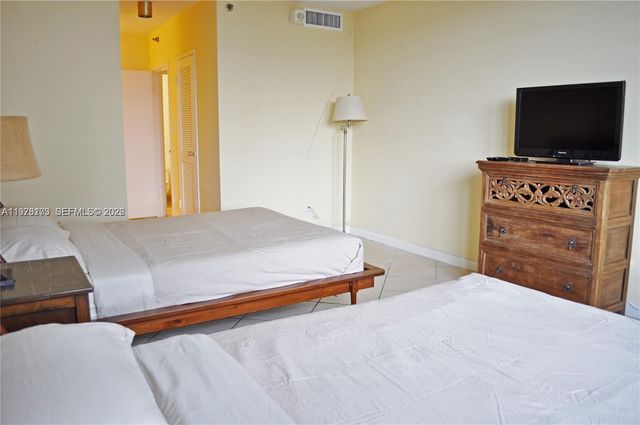 100 Lincoln Rd 441, Miami Beach, FL 33139