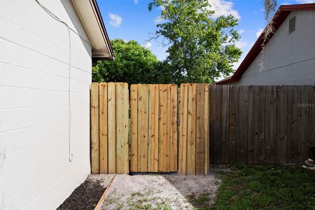 7645 ARLIGHT DRIVE, New Port Richey, FL 34655