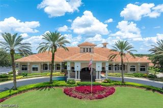 7000 Pinnacle LN 1401, Naples, FL 34110