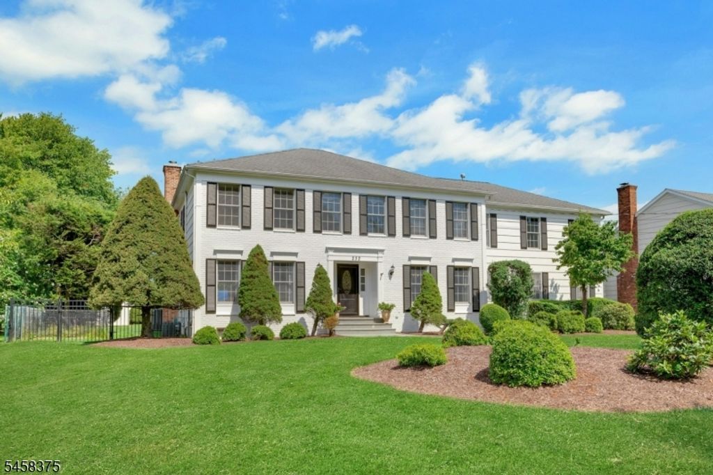 232 Longwood Ave, Chatham Twp., NJ 07928 — exterior