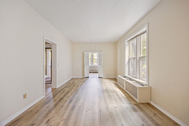 2416 Harriet Avenue, Minneapolis, MN 55405