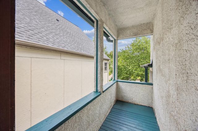 2416 Harriet Avenue, Minneapolis, MN 55405