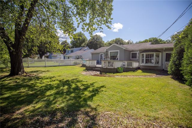86 Sierra Drive, Greece, NY 14616