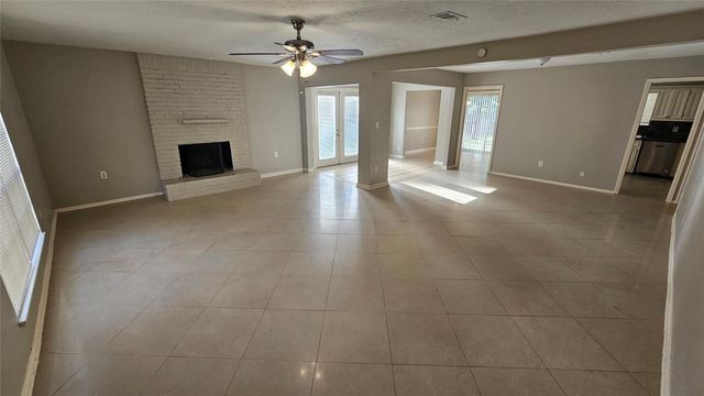 3310 Indian Mound Trail, Crosby, TX 77532