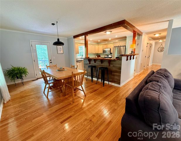 2031 Cam Drive, Morganton, NC 28655