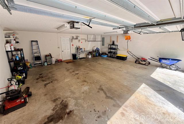 2031 Cam Drive, Morganton, NC 28655