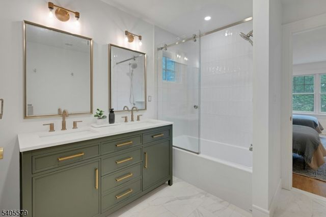 38 Brookside Ter, North Caldwell Boro, NJ 07006