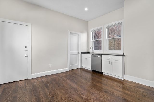 118 Dorchester Street 3, Boston, MA 02127