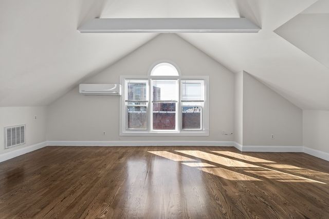 118 Dorchester Street 3, Boston, MA 02127