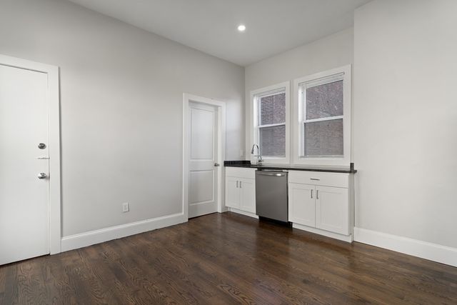 118 Dorchester Street 3, Boston, MA 02127